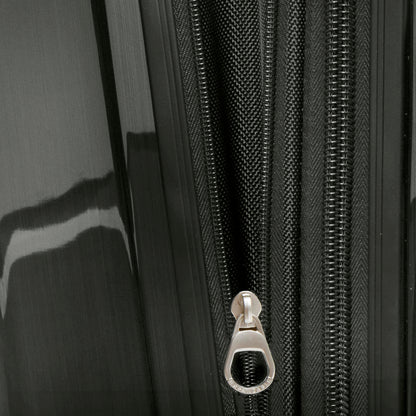 Close-up of heavy-duty metal zipper pull and expandable zipper seam on Samsonite Winfield 2 hardside luggage